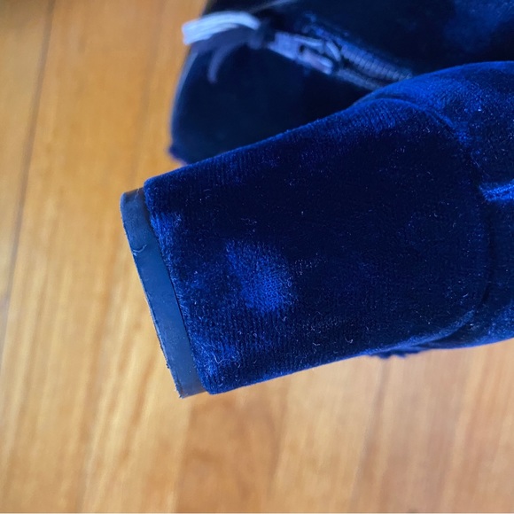 Stuart Weitzman Blue Velvet Ankle Boots 6 - Picture 12 of 14